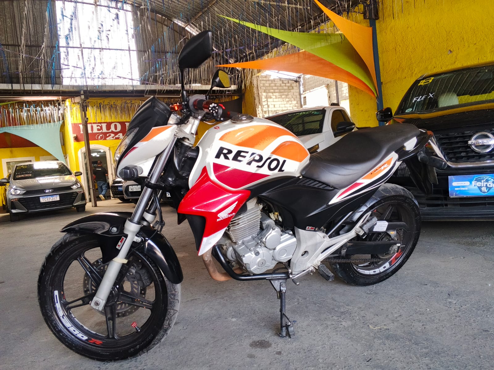 HONDA CB 300R LIMITED 2014